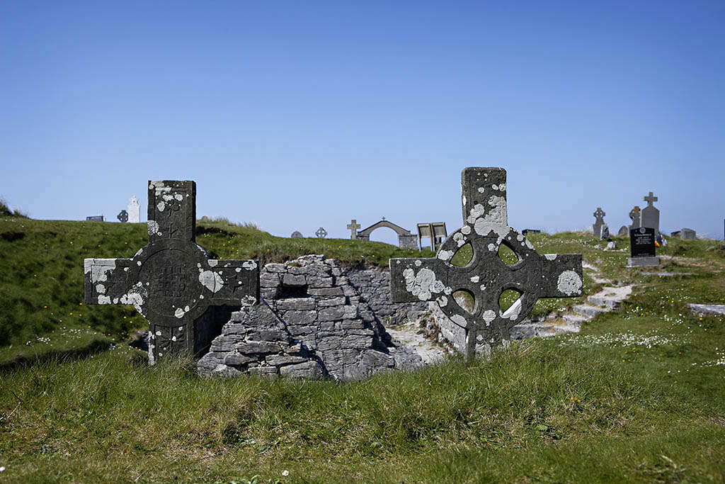 Saint Caomhan's Church Inis Oírr